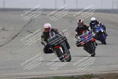 media/Nov-29-2025-TrackDaz (Sat) [[10ae2d9bce]]/B Group/Session 3 (Outside Grapevine)/